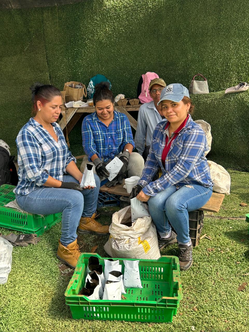 EVE avanza en mantenimiento y proyecto de huerto orgánico regenerativo con apoyo interinstitucional