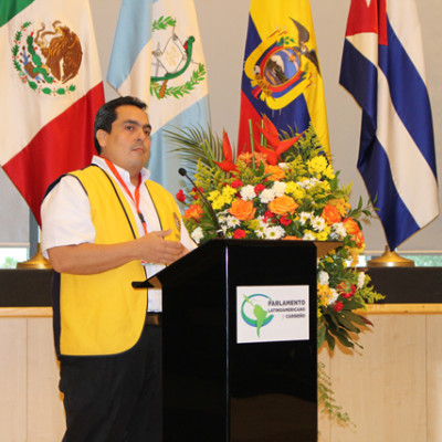 t-4-7824ccdf62551049cf2fc3218548cd31.jpg