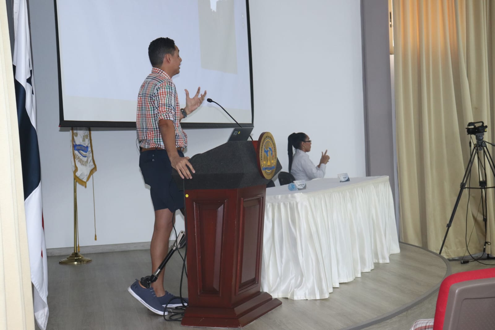 IPHE participa en la conferencia transformadora en la Procuraduría de la Administración.