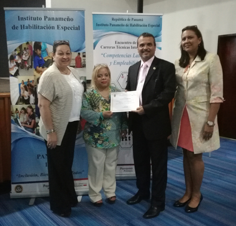 IPHE concluye Encuentro de Carreras Intermedias con un futuro laboral promisorio