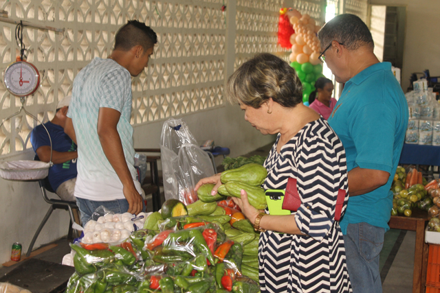 Realizan ‘Mi Feria’ en el IPHE