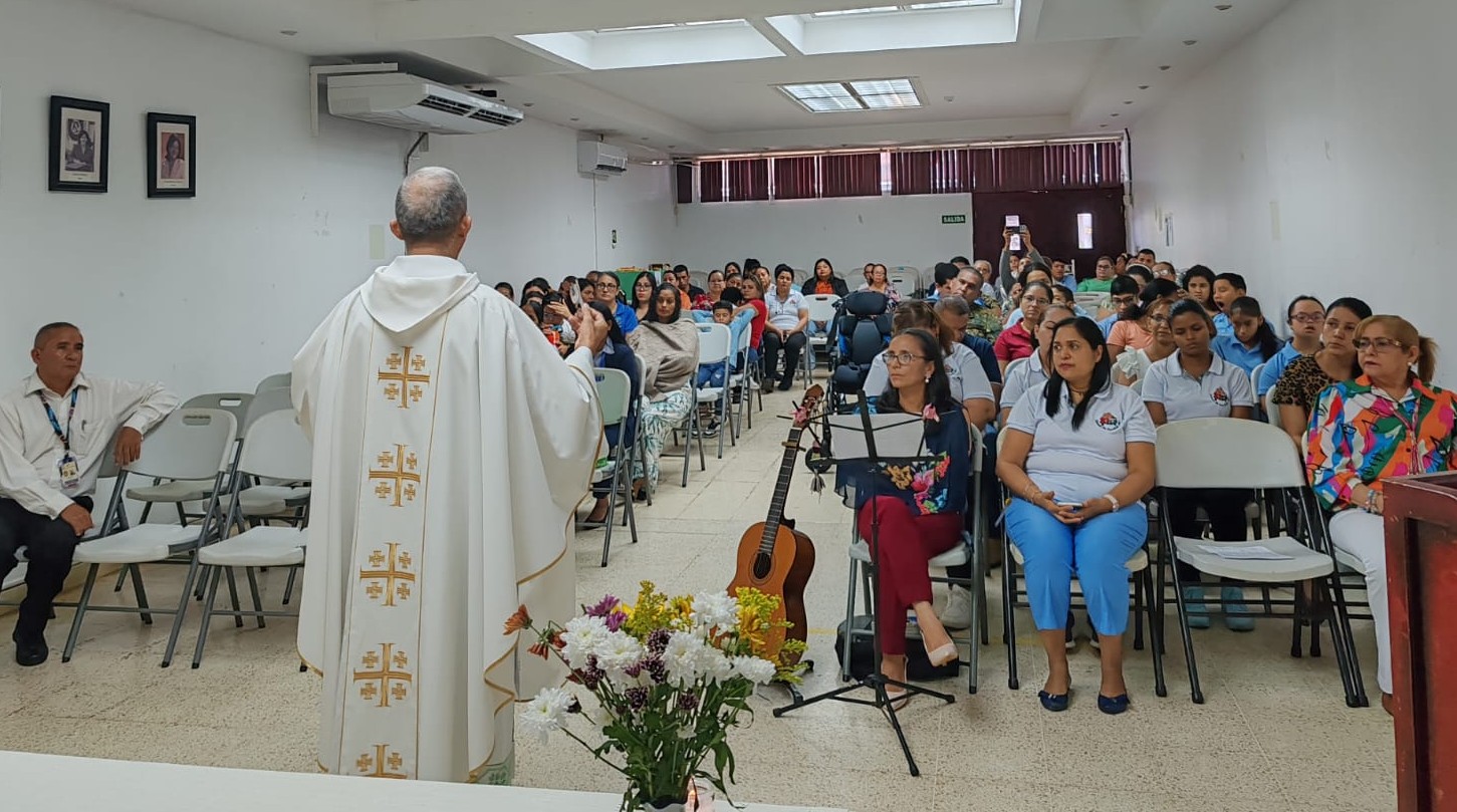 IPHE Chiriquí conmemora 50 años de educación inclusiva con actividades festivas.
