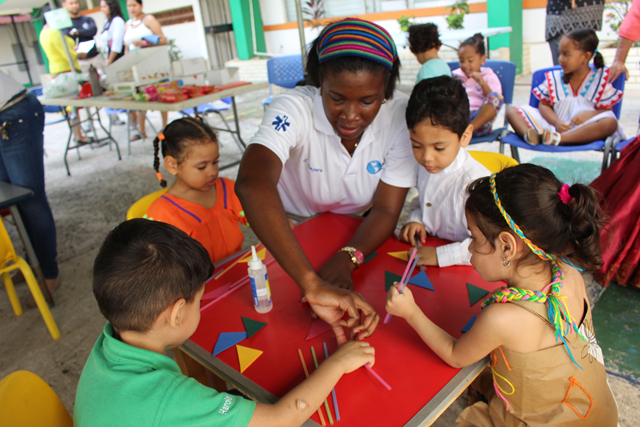 Conciencian a niños sobre situaciones de emergencia y desastres