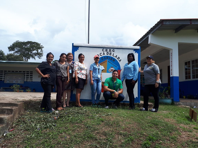 Estudiantes de colegio El Tirado reciben atención del IPHE
