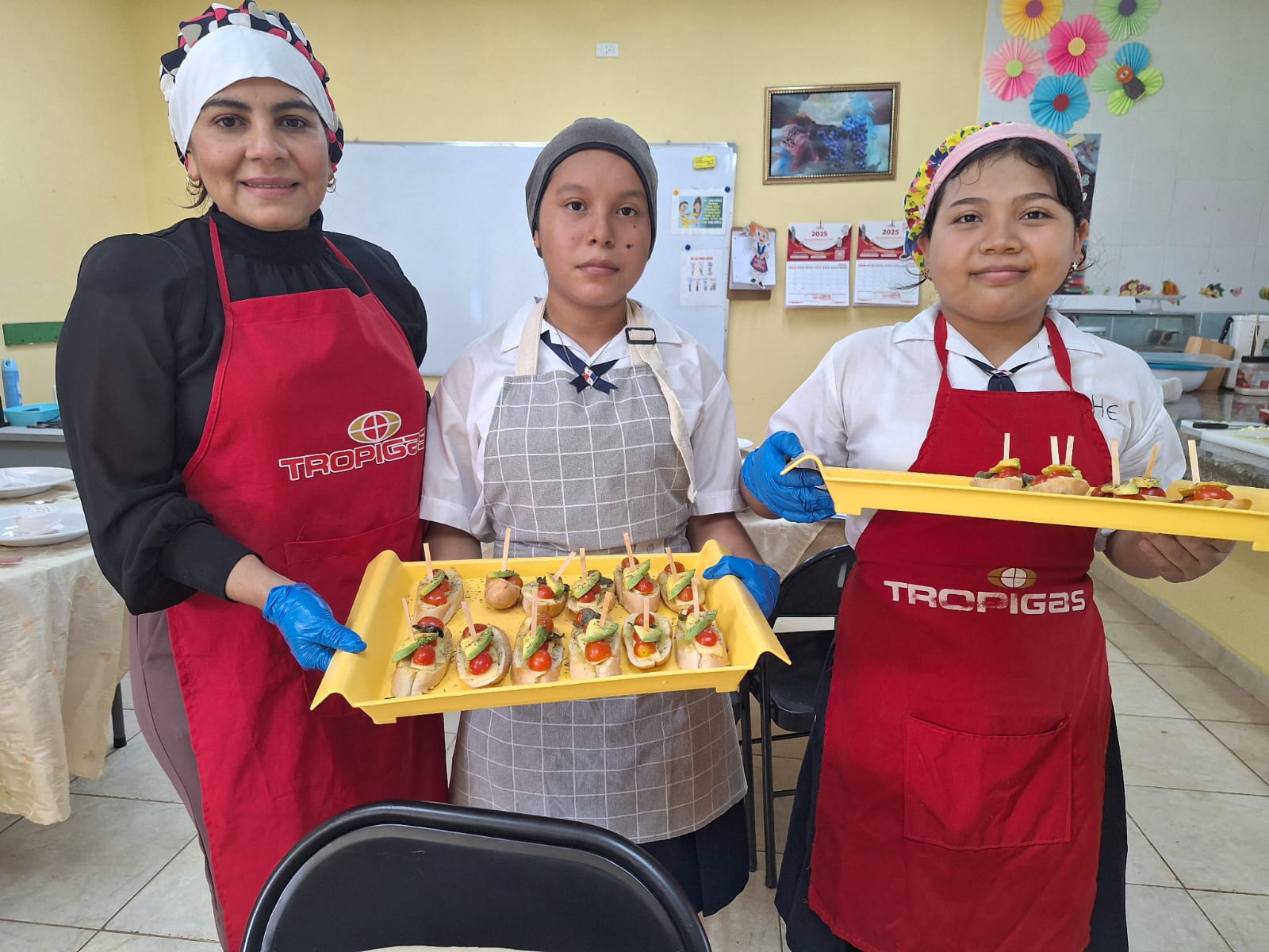 IPHE Veraguas impulsa formación profesional con jornada de preparación de boquitas