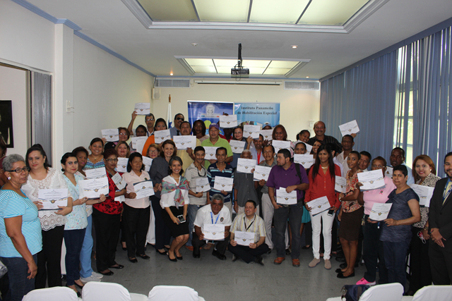 Ciento nueve colaboradores del IPHE acreditados a la carrera administrativa