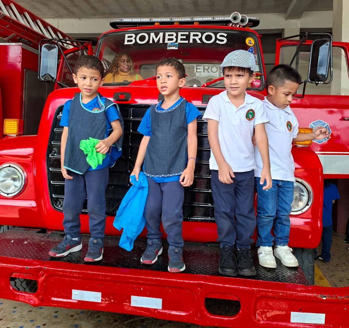 Niños del PEP participan de gira pedagógica comunitaria
