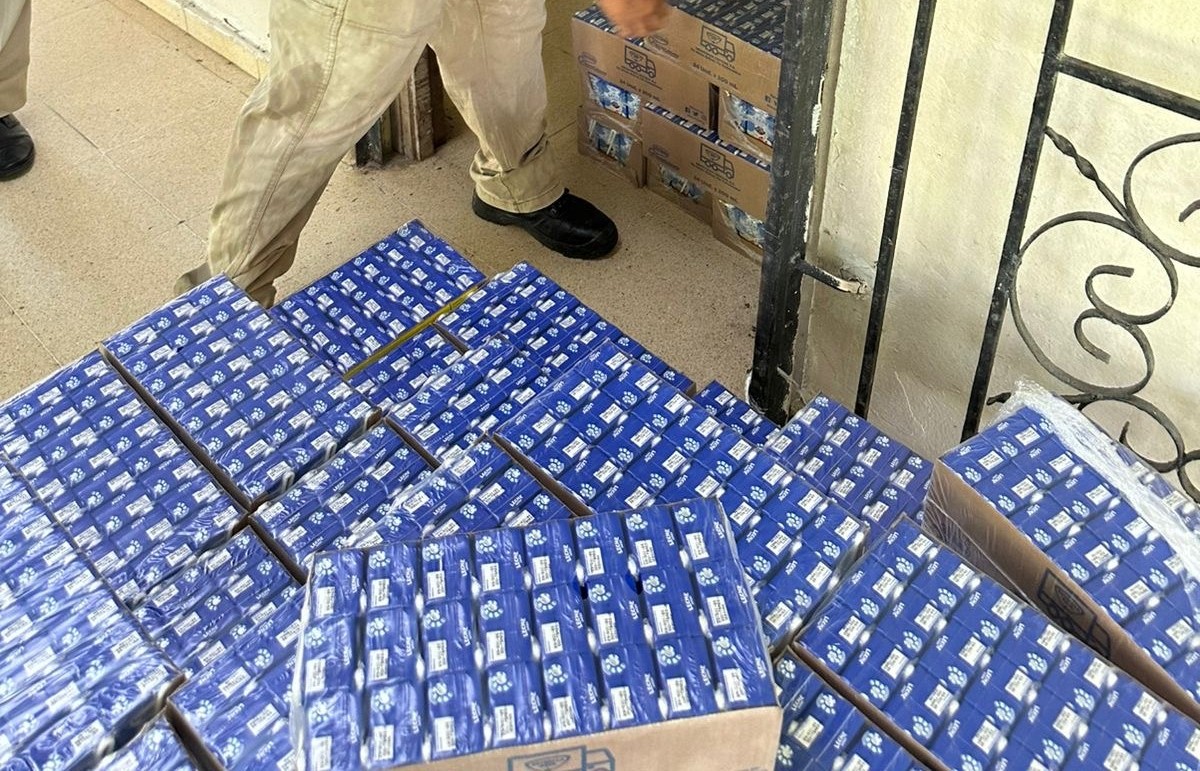 EVE recibe 1,494 cajas de leche para fortalecer programa de alimentación