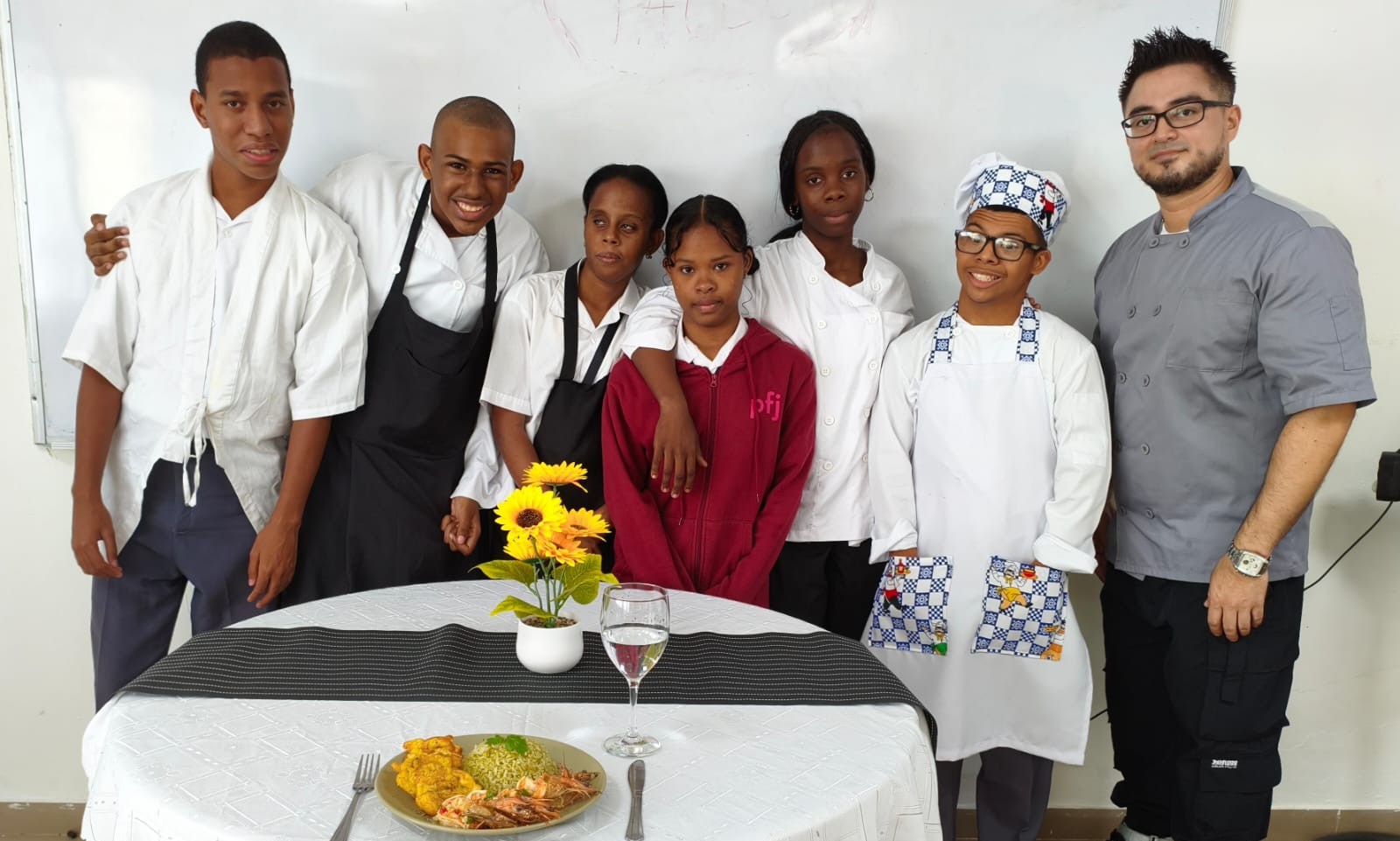 El arte de cocinar se fortalece en la formación de los CTI de Colón.