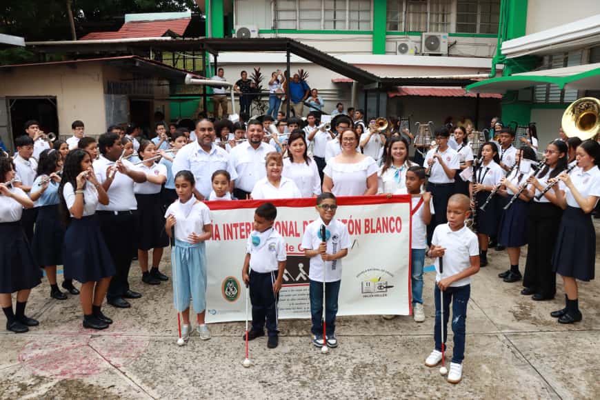 IPHE conmemora el Día Mundial del Bastón Blanco con una caminata inclusiva