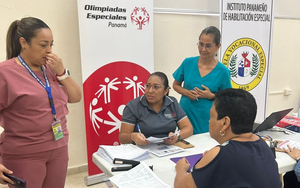 Feria de salud y reclutamiento en alianza EVE y Olimpiadas Especiales