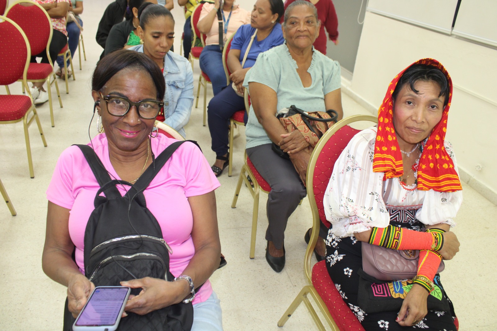 Orientan a padres de la EVE sobre trámite para certificación de discapacidad