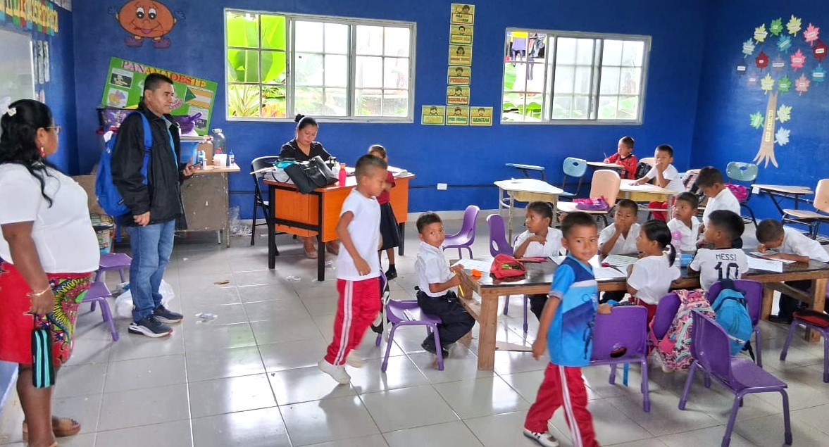 Coordinan atención a estudiantes con discapacidad en Darién