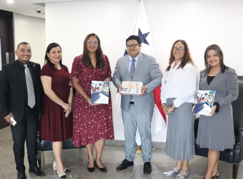Autoridades del IPHE entregan Memoria Anual 2025 ante la Asamblea Nacional