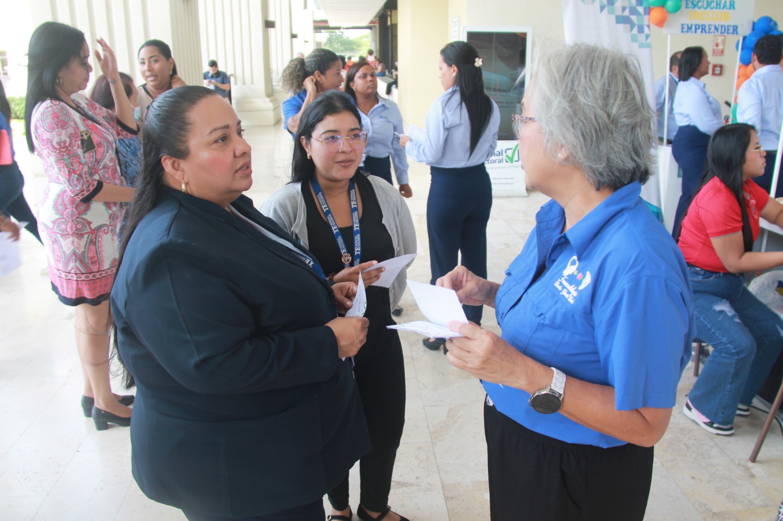 IPHE lleva orientación preventiva a feria organizada por el Tribunal Electoral
