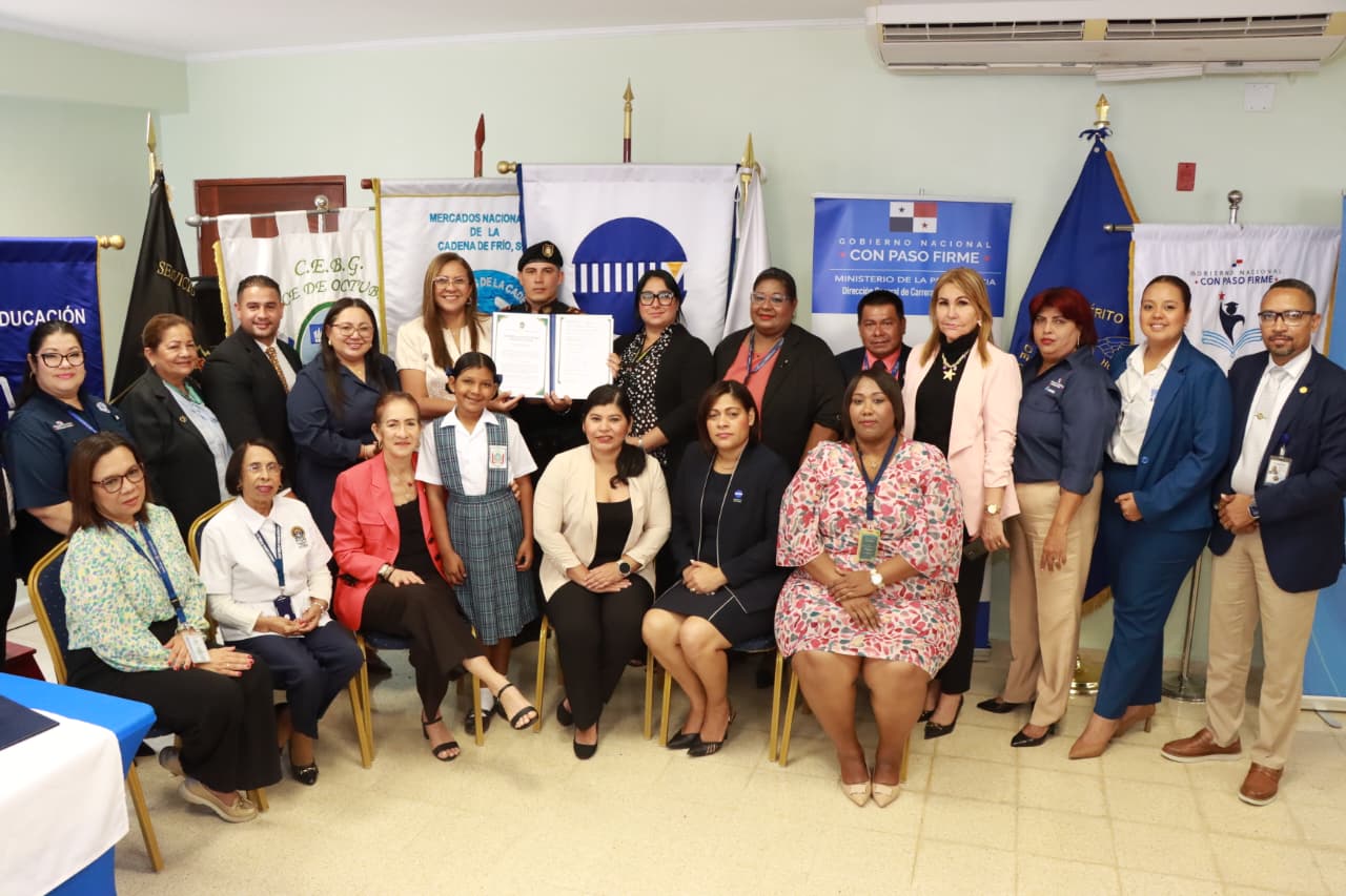 IPHE impulsa la inclusión con el lanzamiento del “Curso de Lengua de Señas Panameñas Interinstitucional”