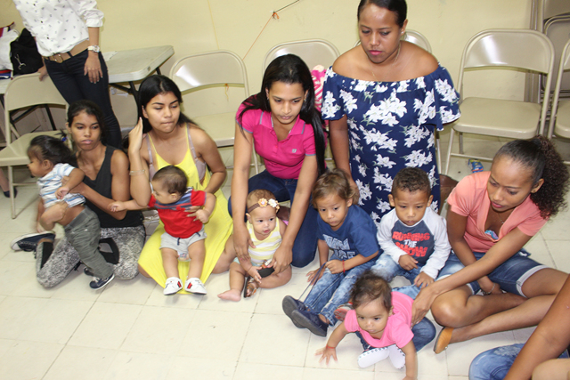 Taller de Musicoterapia para madres de familia en Pueblo Nuevo