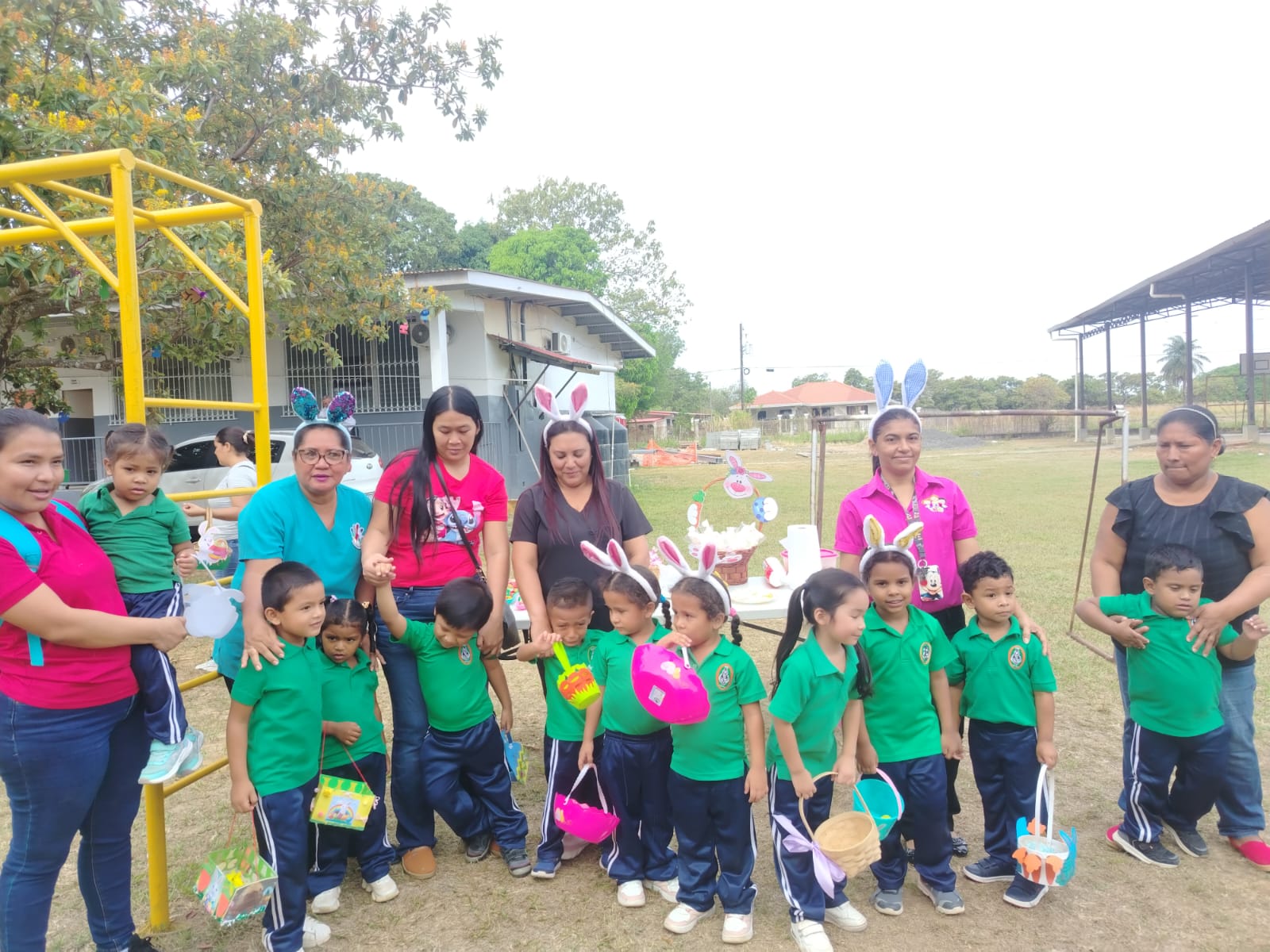 Estudiantes de Parvulario del IPHE Aguadulce participan en actividades de Pascua