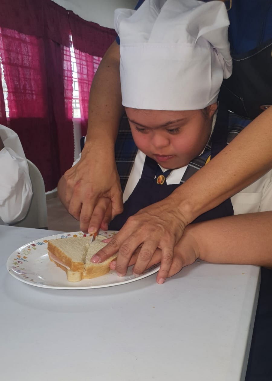 CTI de Colón refuerzan autonomía con práctica culinaria