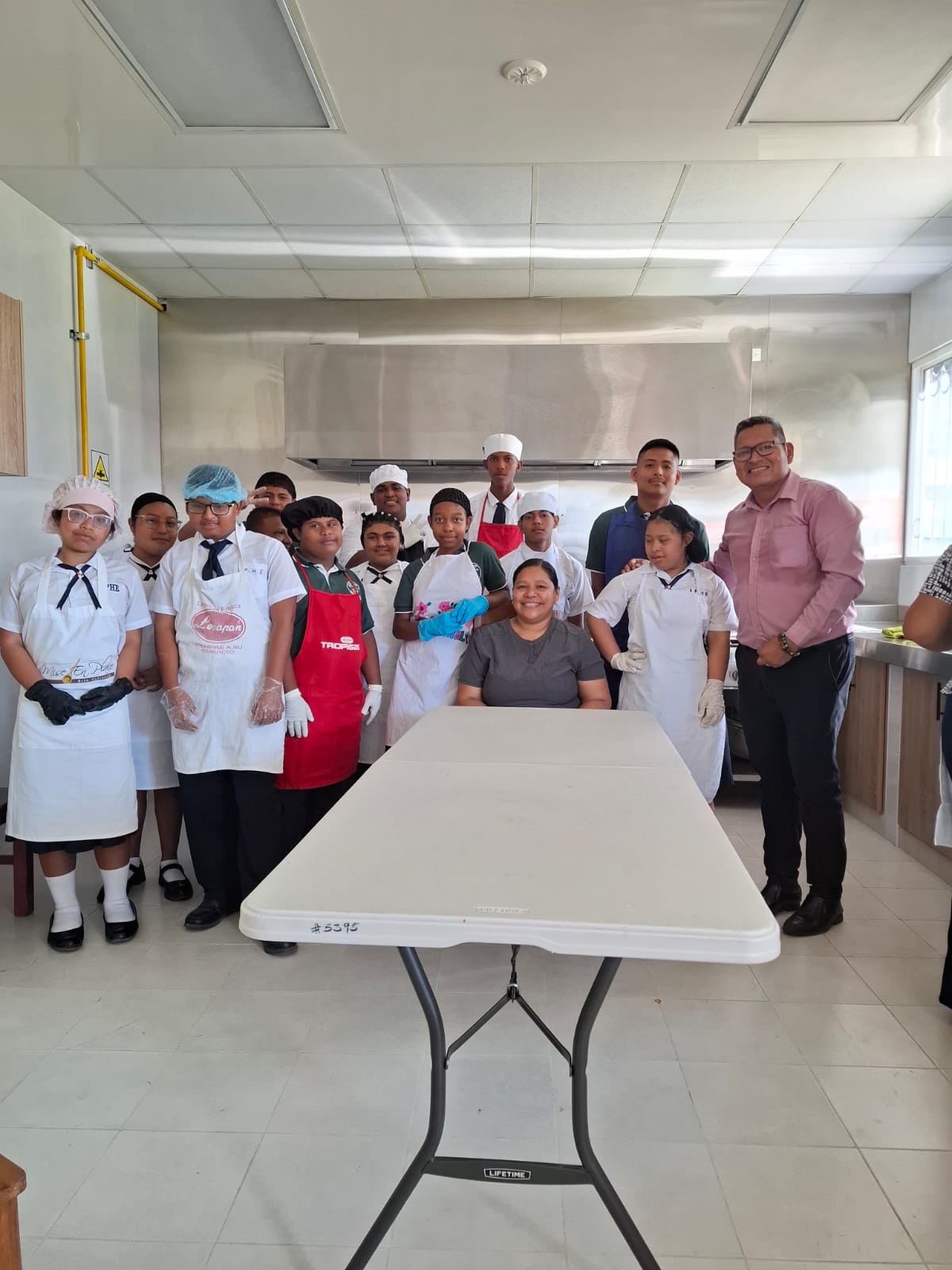 Estudiantes de CTI fortalecen competencias en procesos productivos en Antón