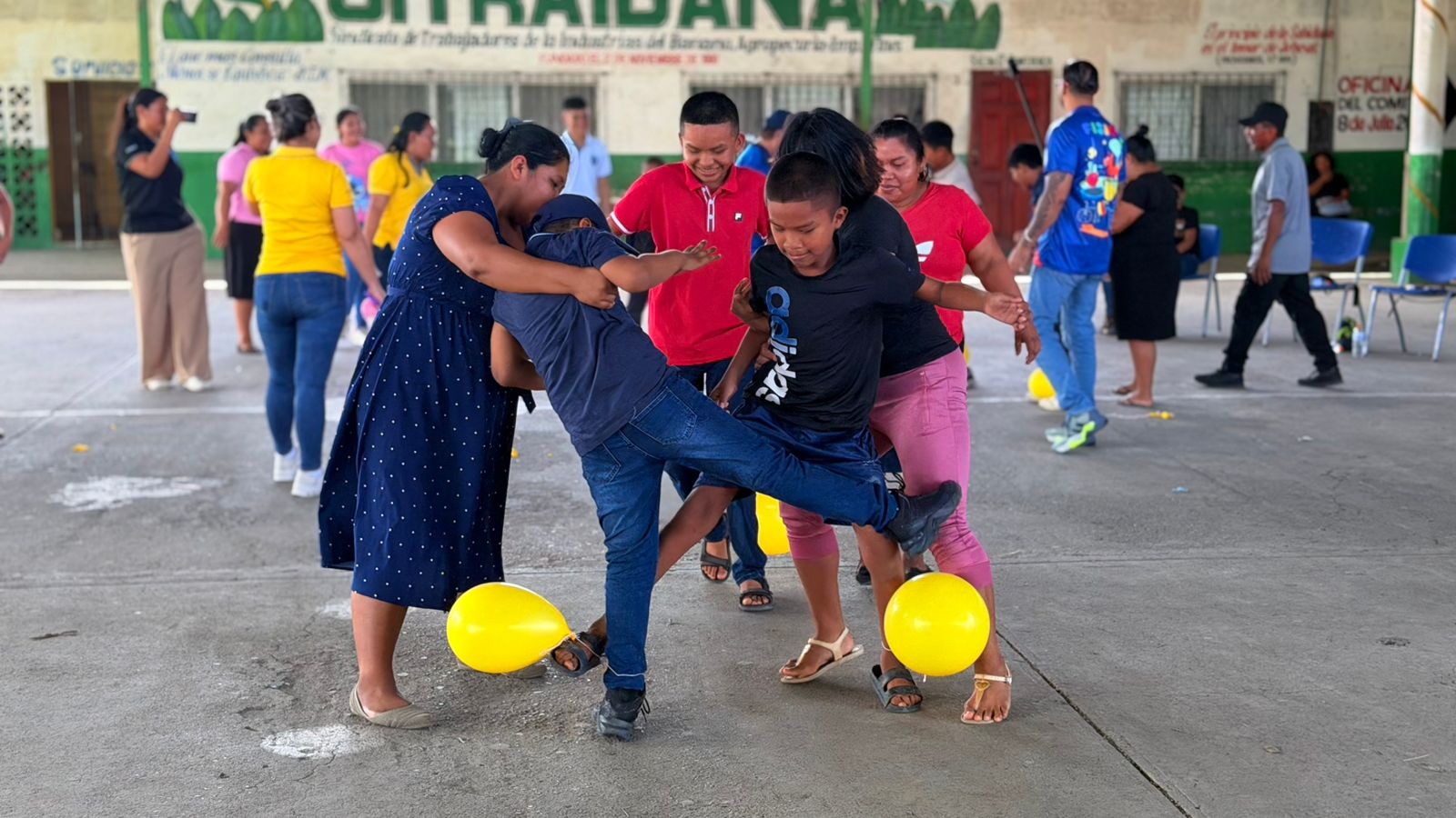 IPHE Bocas del Toro fortalece convivencia familiar mediante taller lúdico