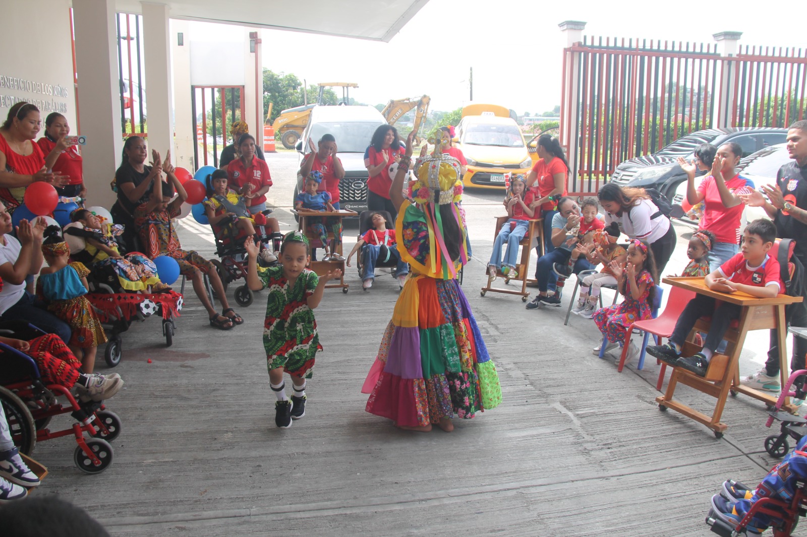 Programa de Parálisis Cerebral del IPHE realiza jornada de diversidad cultural y fútbol